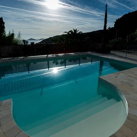 Casa vacanze Borgo Dell'uccellaia - Quarzo